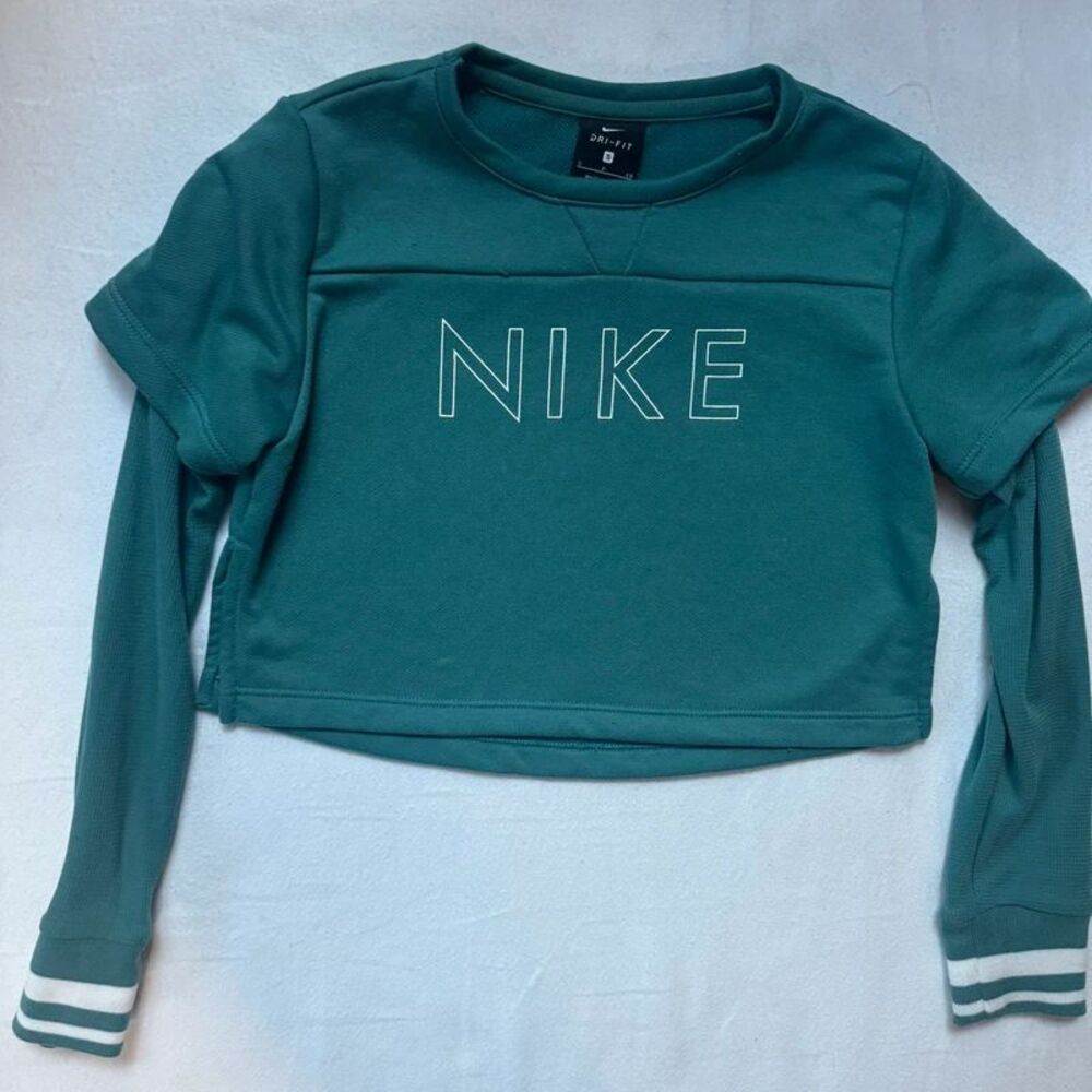 big girl’s nike top